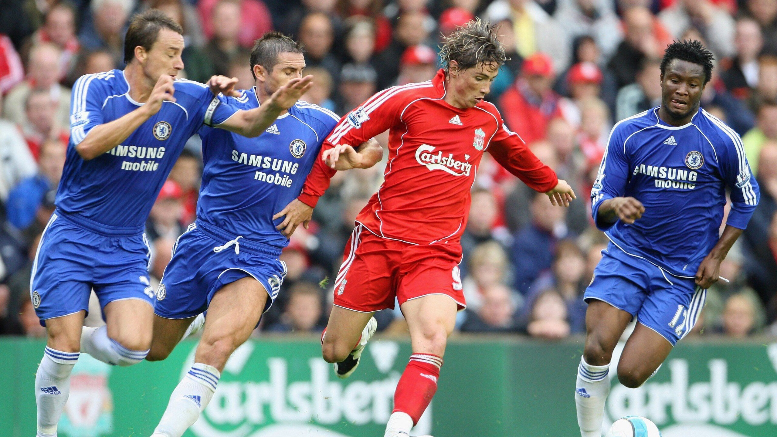 国足与世界强队过招，锤炼技战术能力，国足冲击2022世界杯